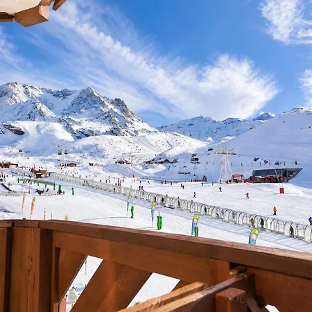 Apartment Les Temples Du Soleil Skis Aux Pieds -